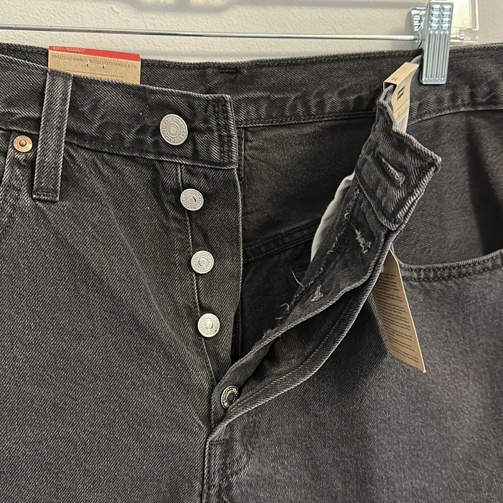 Levi’s 501 high rise shorts NWT - Picture 4 of 4